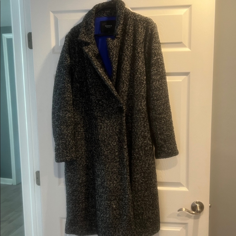 Torrid black and grey long winter jacket with blue lining
